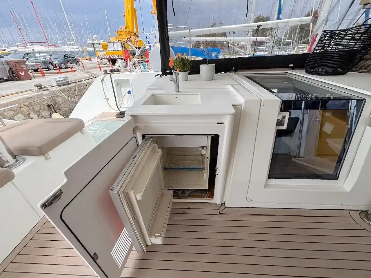 Thumbnail von Lagoon 560 S2 Avra