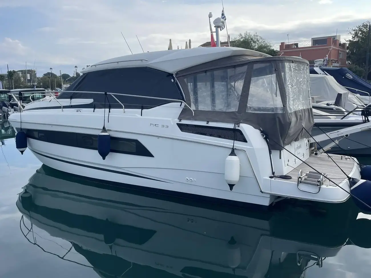 Jeanneau NC 33