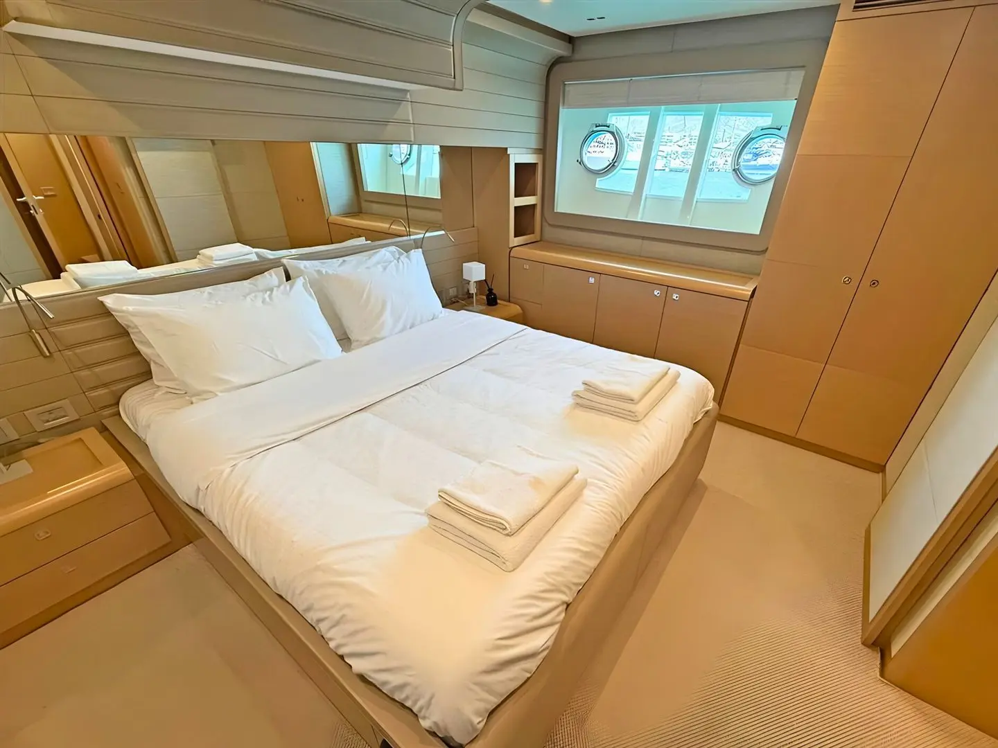 Thumbnail von Ferretti Yachts 800 M/Y ILAV
