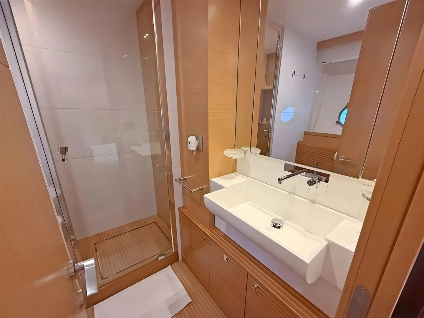 Thumbnail von Ferretti Yachts 800 M/Y ILAV