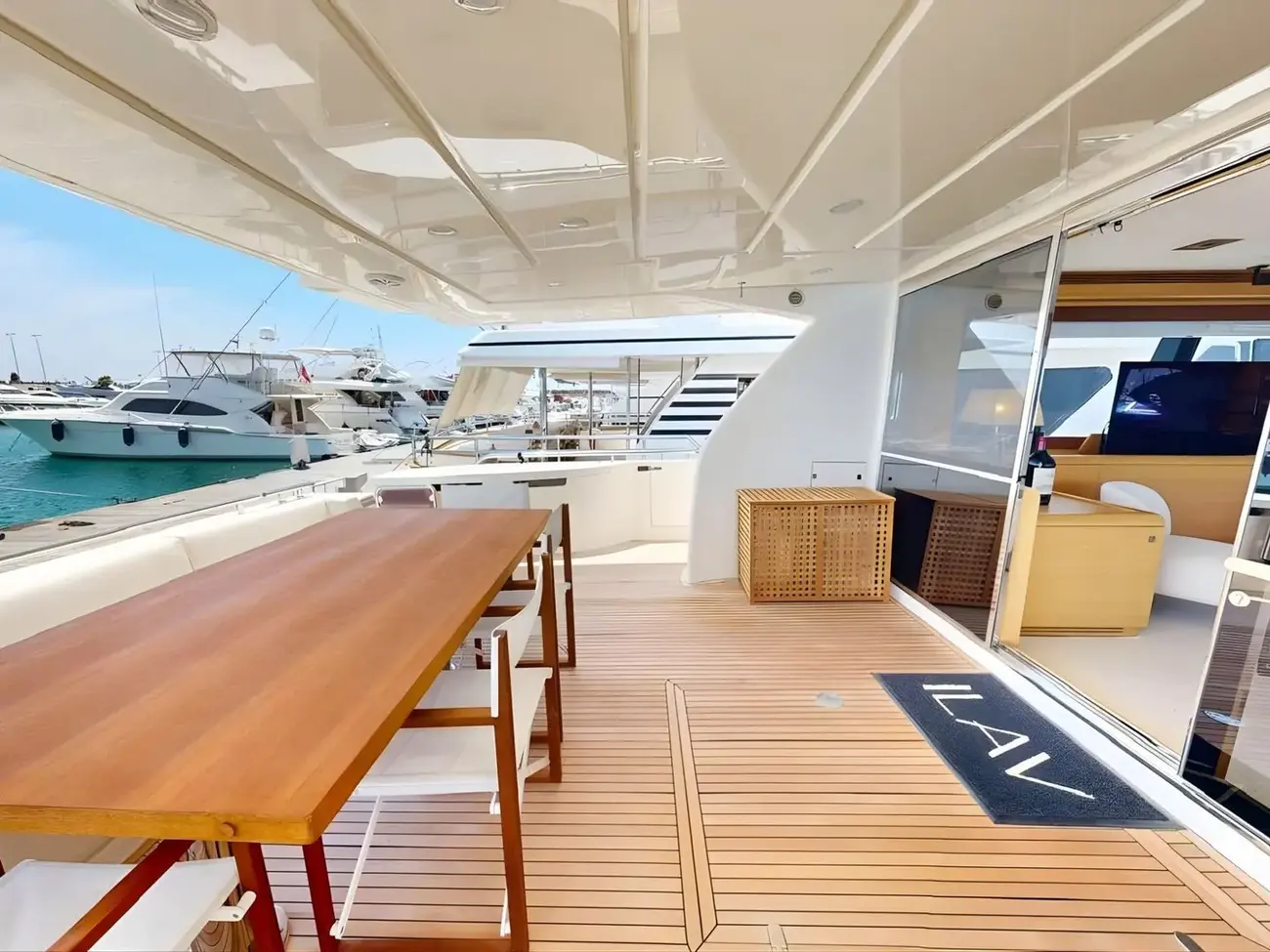 Thumbnail von Ferretti Yachts 800 M/Y ILAV