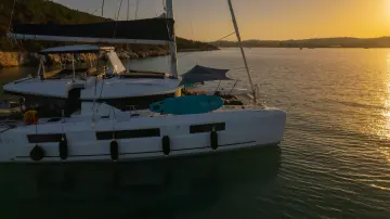 Thumbnail von Lagoon 51 AEGEUS (klima, generátor, W.Maker, teaková paluba, podvodní osvětlení)