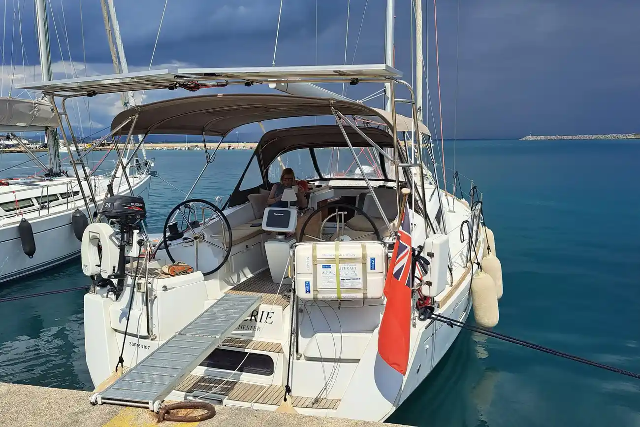 Thumbnail von Jeanneau Sun Odyssey 41 DS