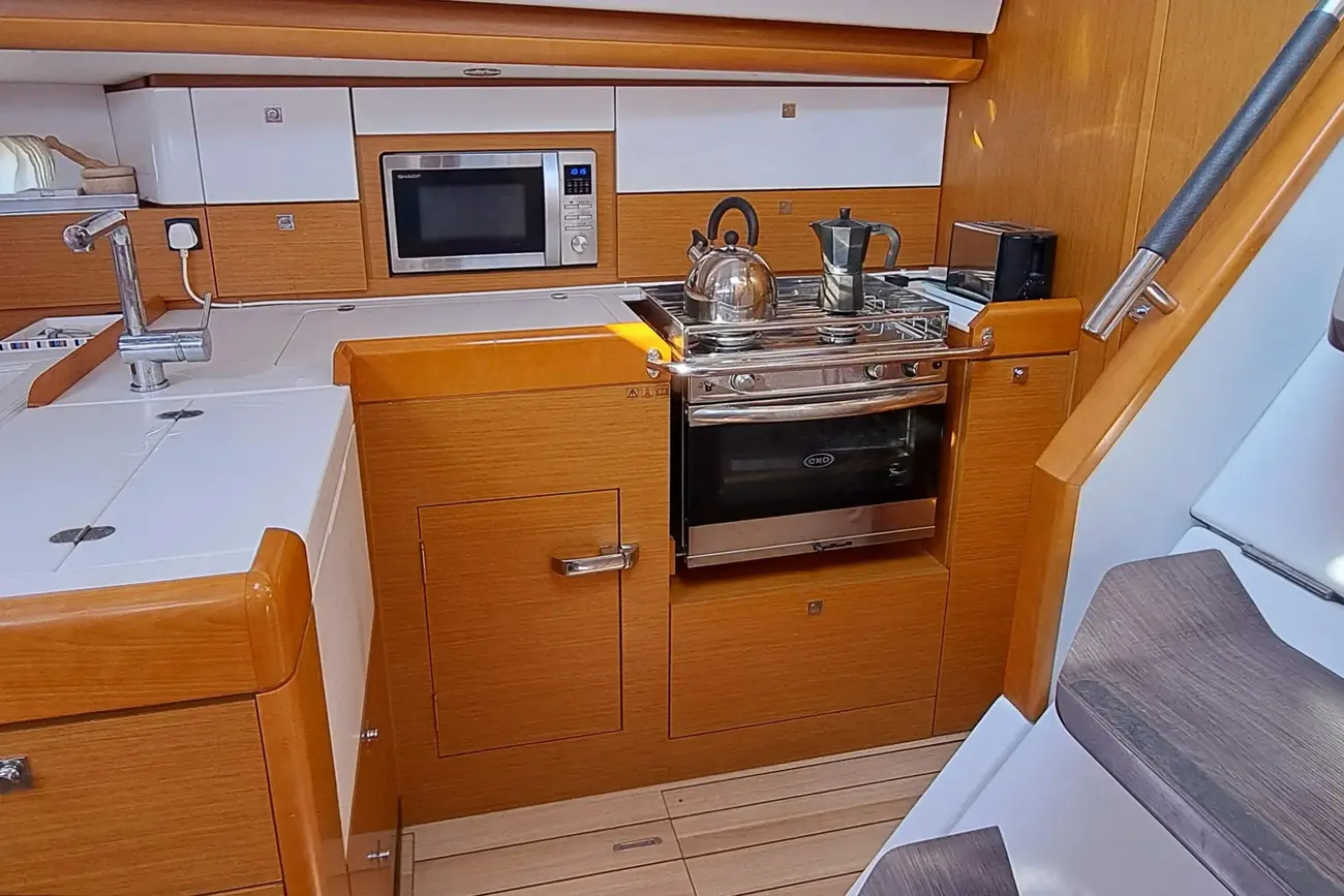 Thumbnail von Jeanneau Sun Odyssey 41 DS