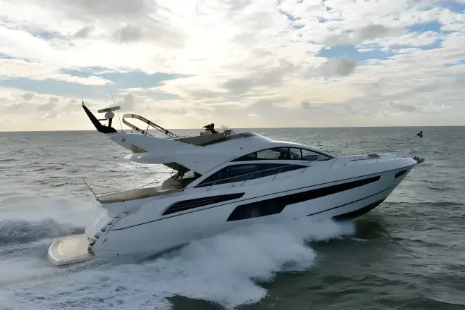 Sunseeker 68 Sport Yacht