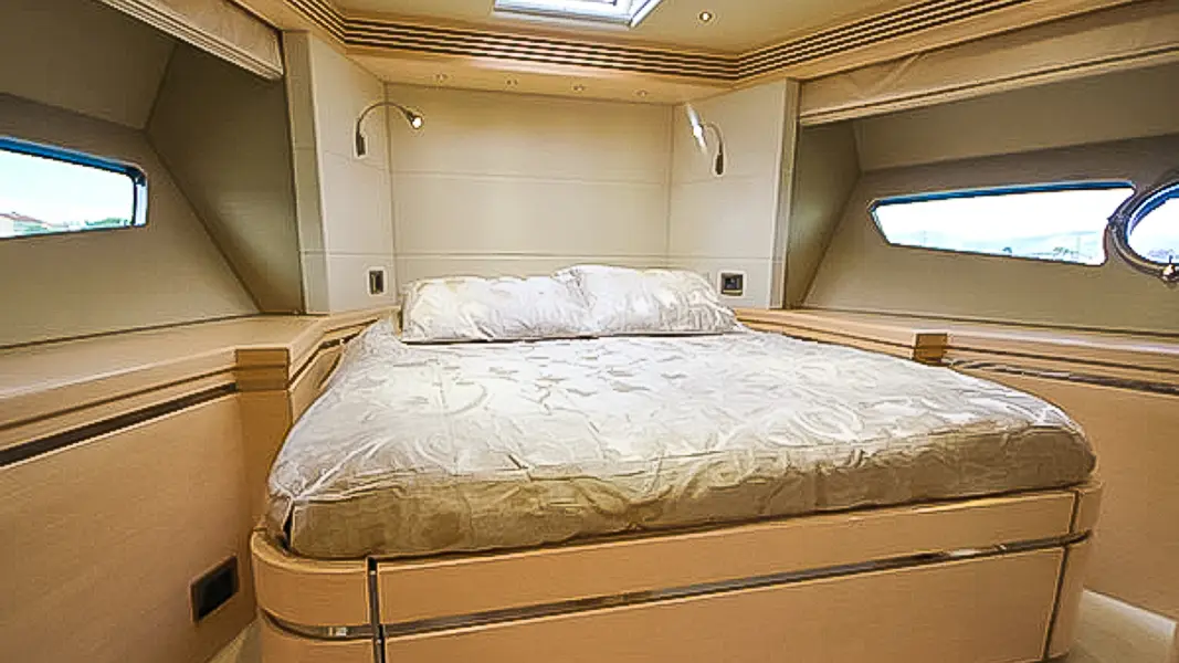 Thumbnail von Sunseeker 68 Sport Yacht