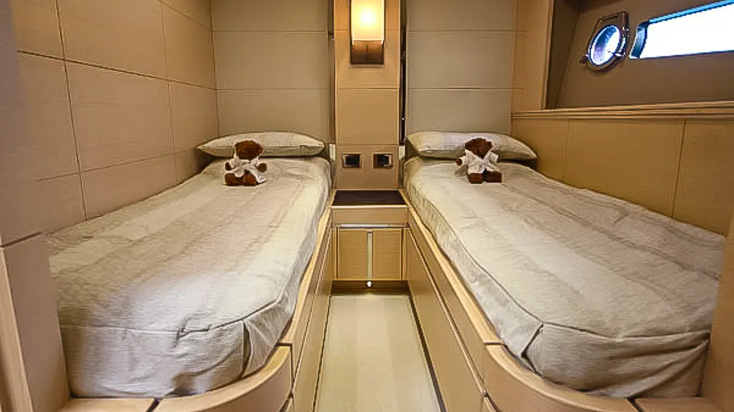 Thumbnail von Sunseeker 68 Sport Yacht