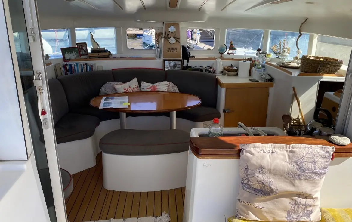 Thumbnail von Lagoon 380