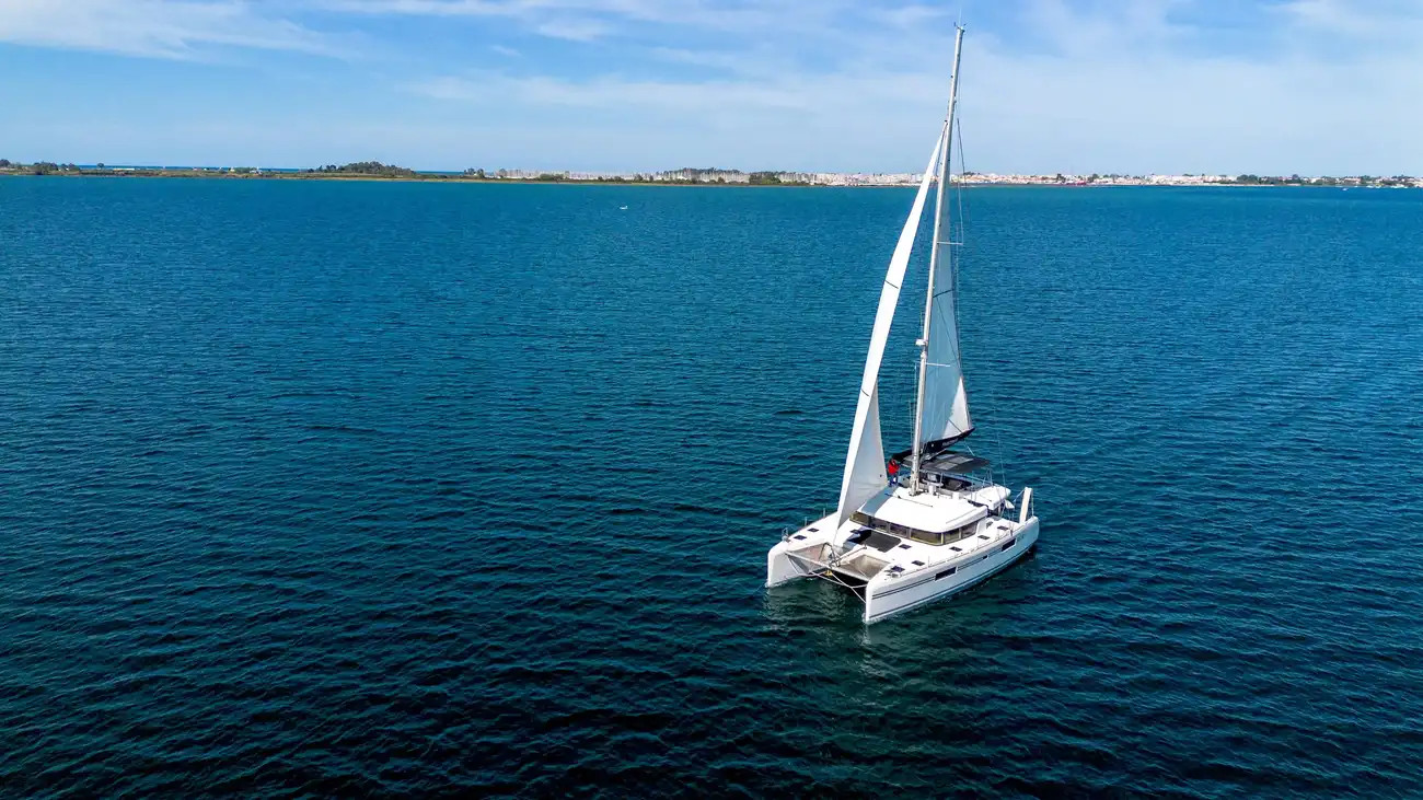 Thumbnail von Lagoon 52 Fly FINISTERRE