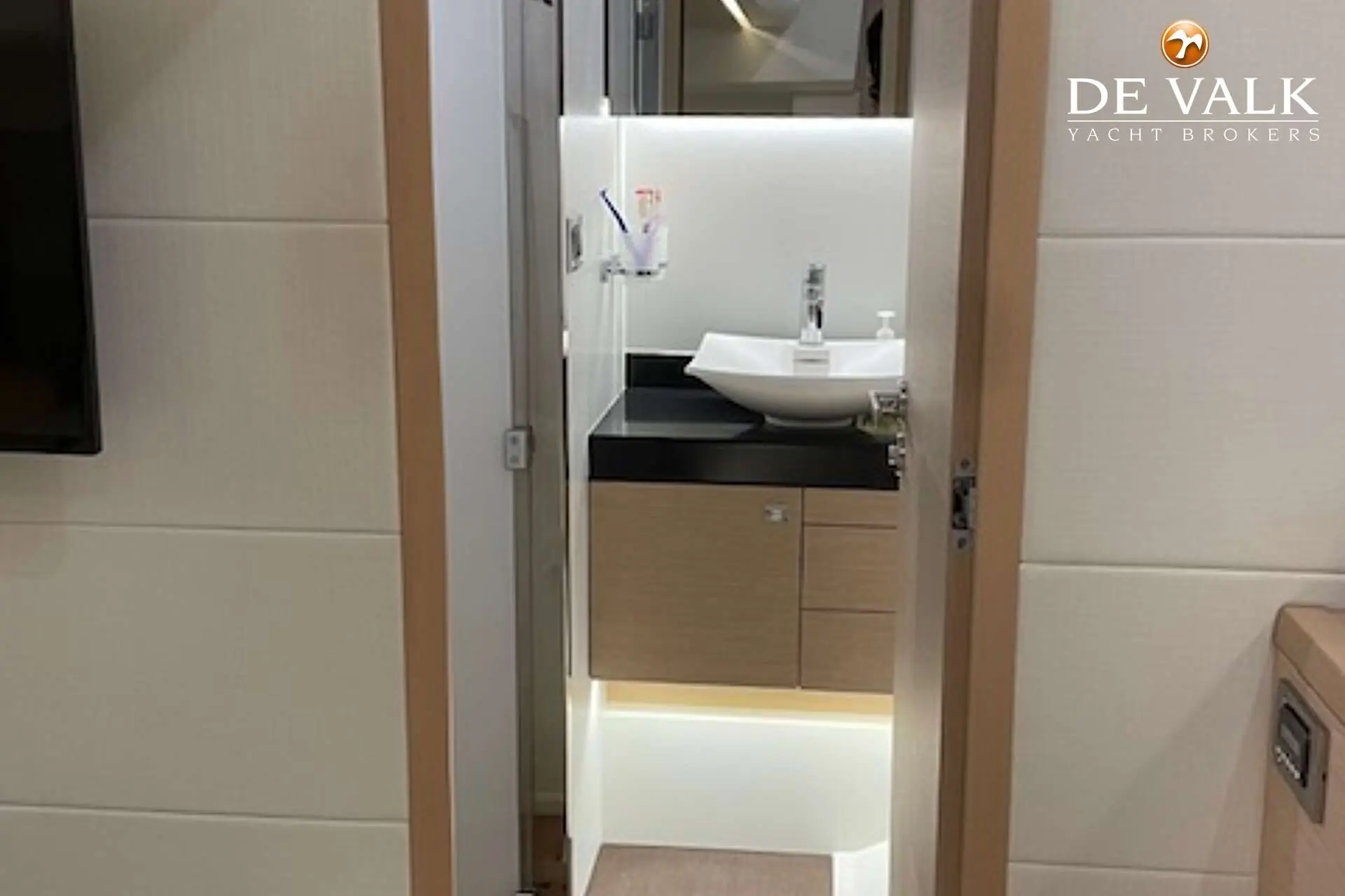 Thumbnail von Prestige 50