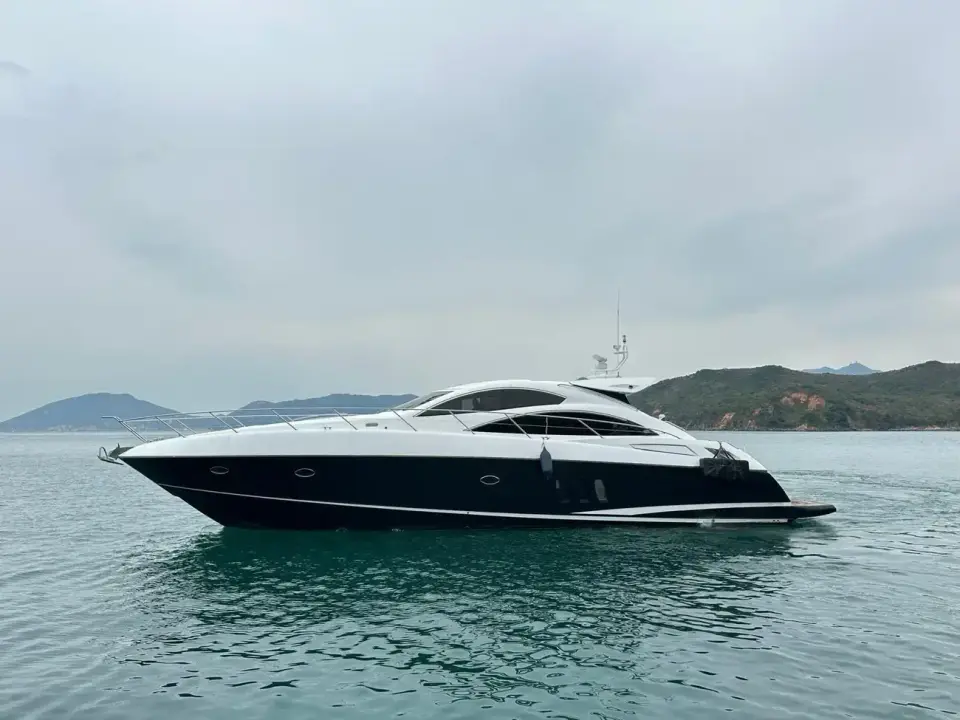 Sunseeker Predator 62