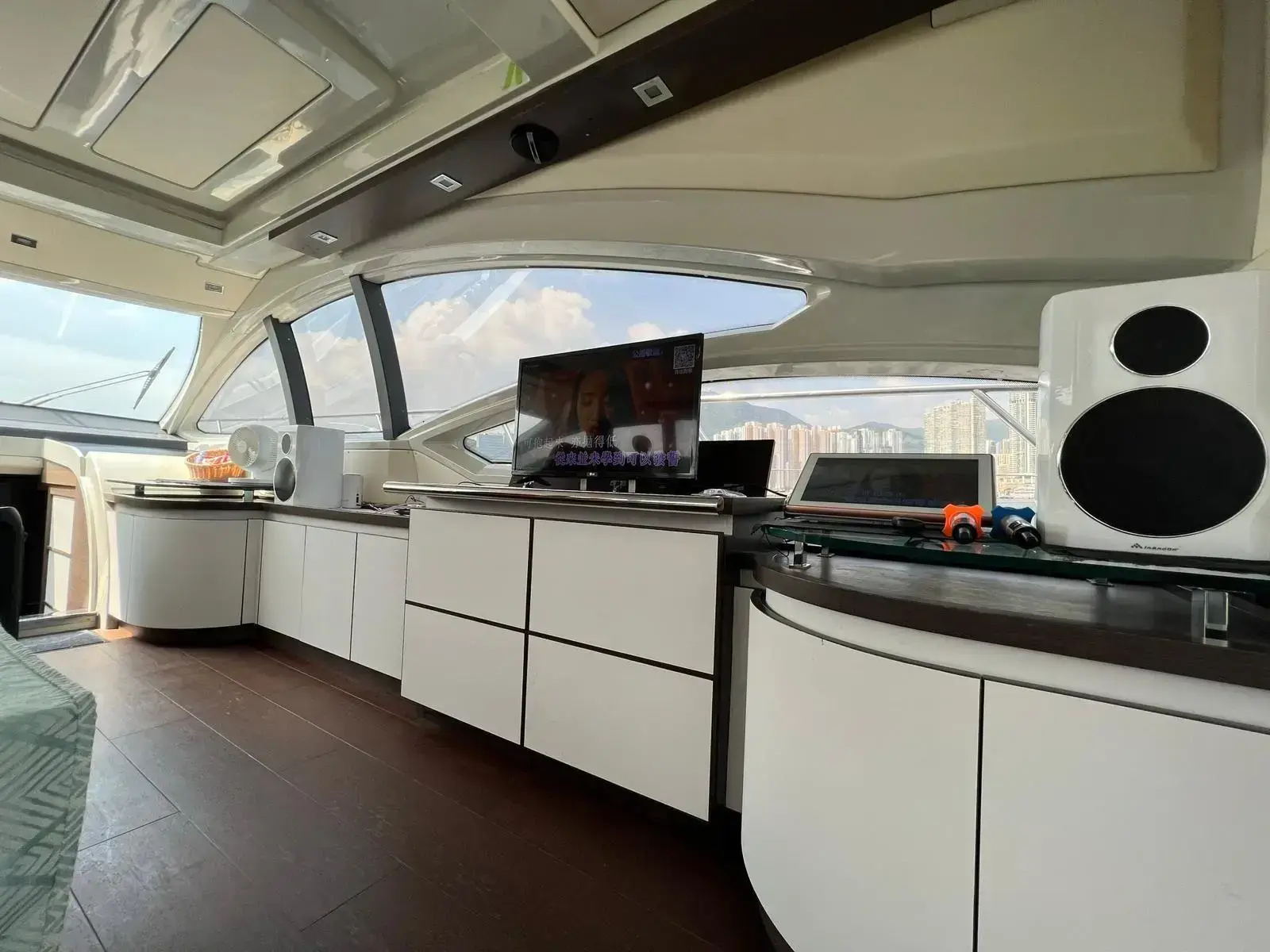 Thumbnail von Azimut 62