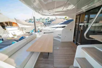 Thumbnail von Ferretti Yachts 550