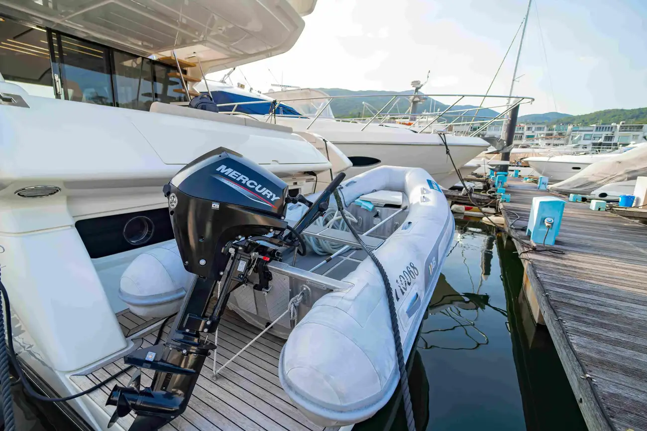 Thumbnail von Ferretti Yachts 550