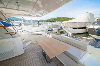 Thumbnail von Ferretti Yachts 550