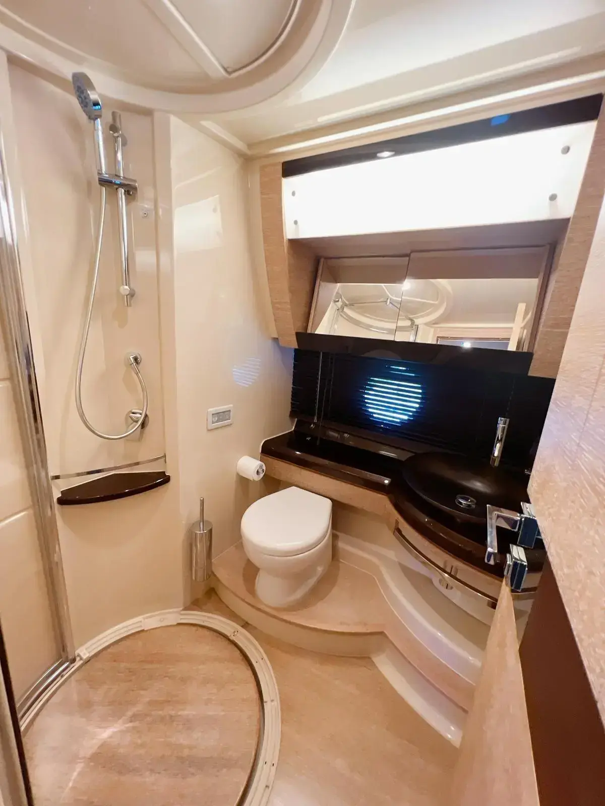 Thumbnail von Azimut 58