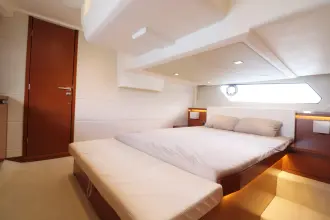 Thumbnail von Prestige 450