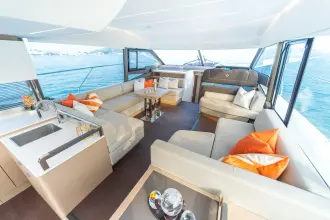 Thumbnail von Prestige 590