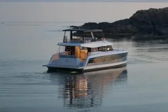 Thumbnail von Fountaine Pajot MY 6