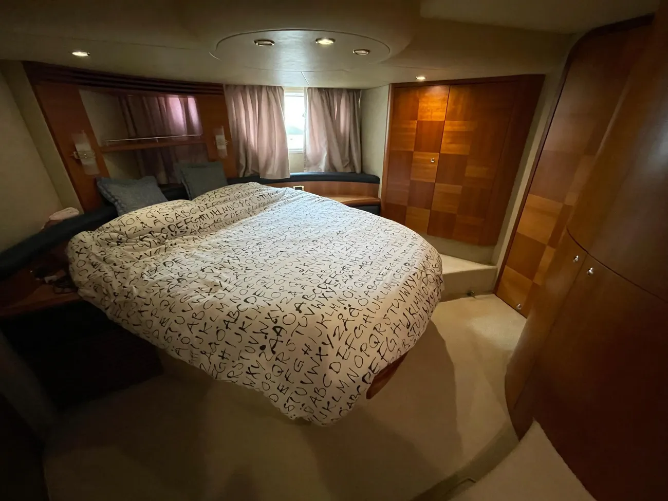 Thumbnail von Azimut 55