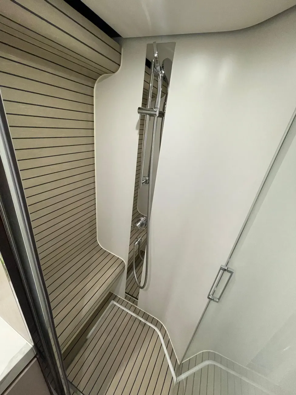 Thumbnail von Azimut 60