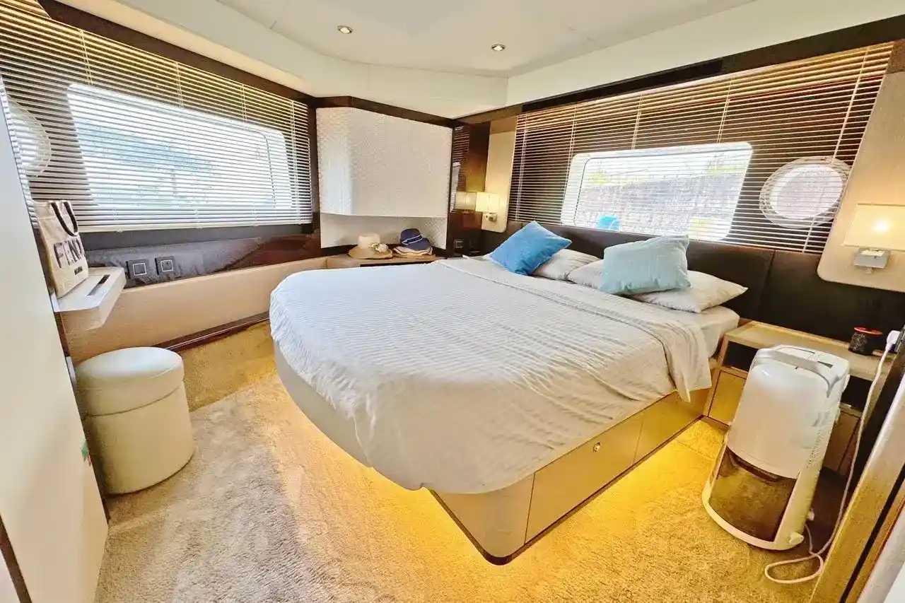 Thumbnail von Absolute Navetta 48