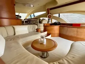 Thumbnail von Azimut 62