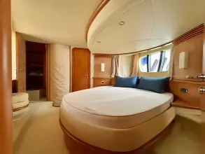 Thumbnail von Azimut 62