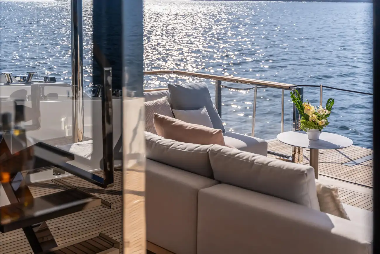 Thumbnail von Prestige M8