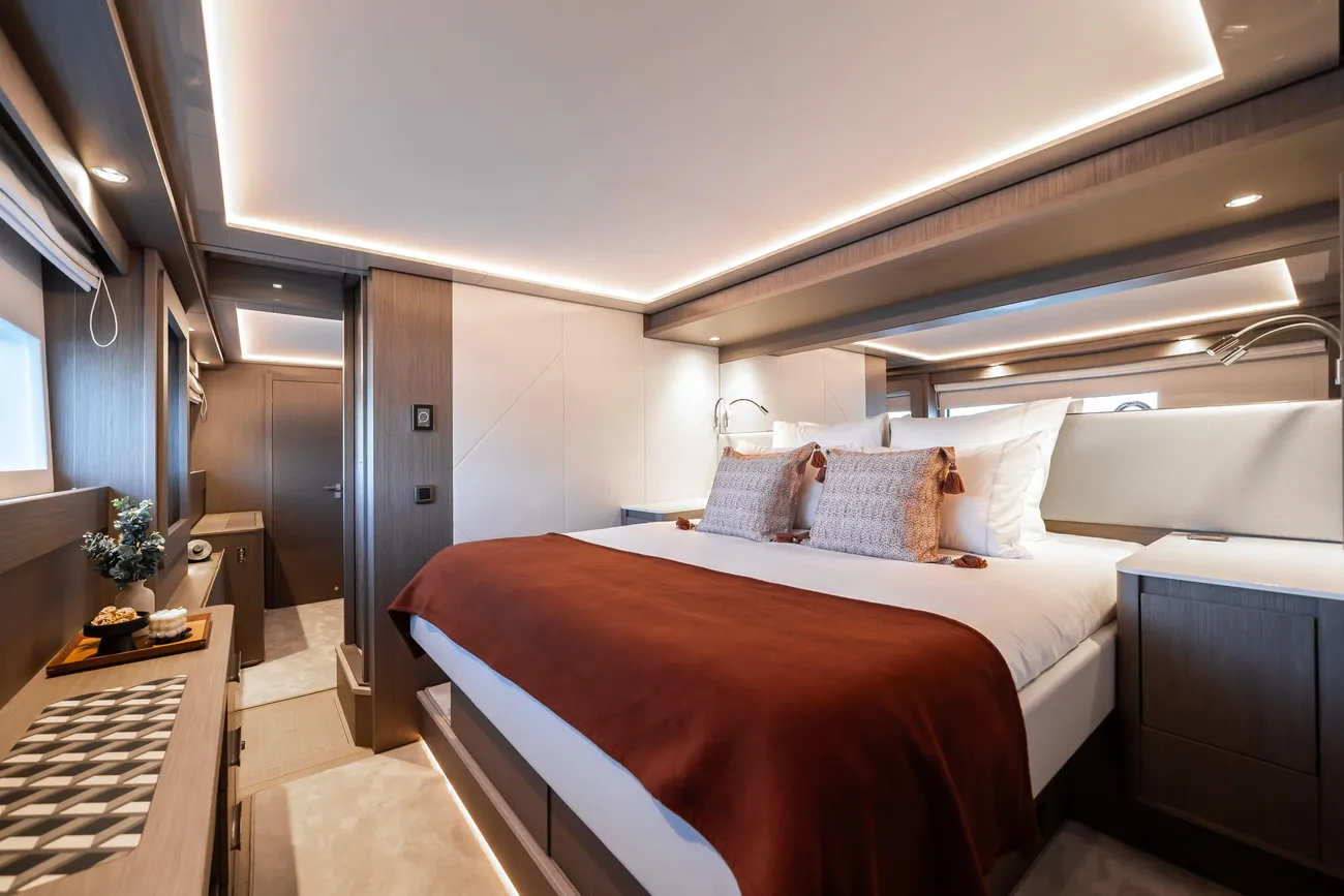 Thumbnail von Prestige M8