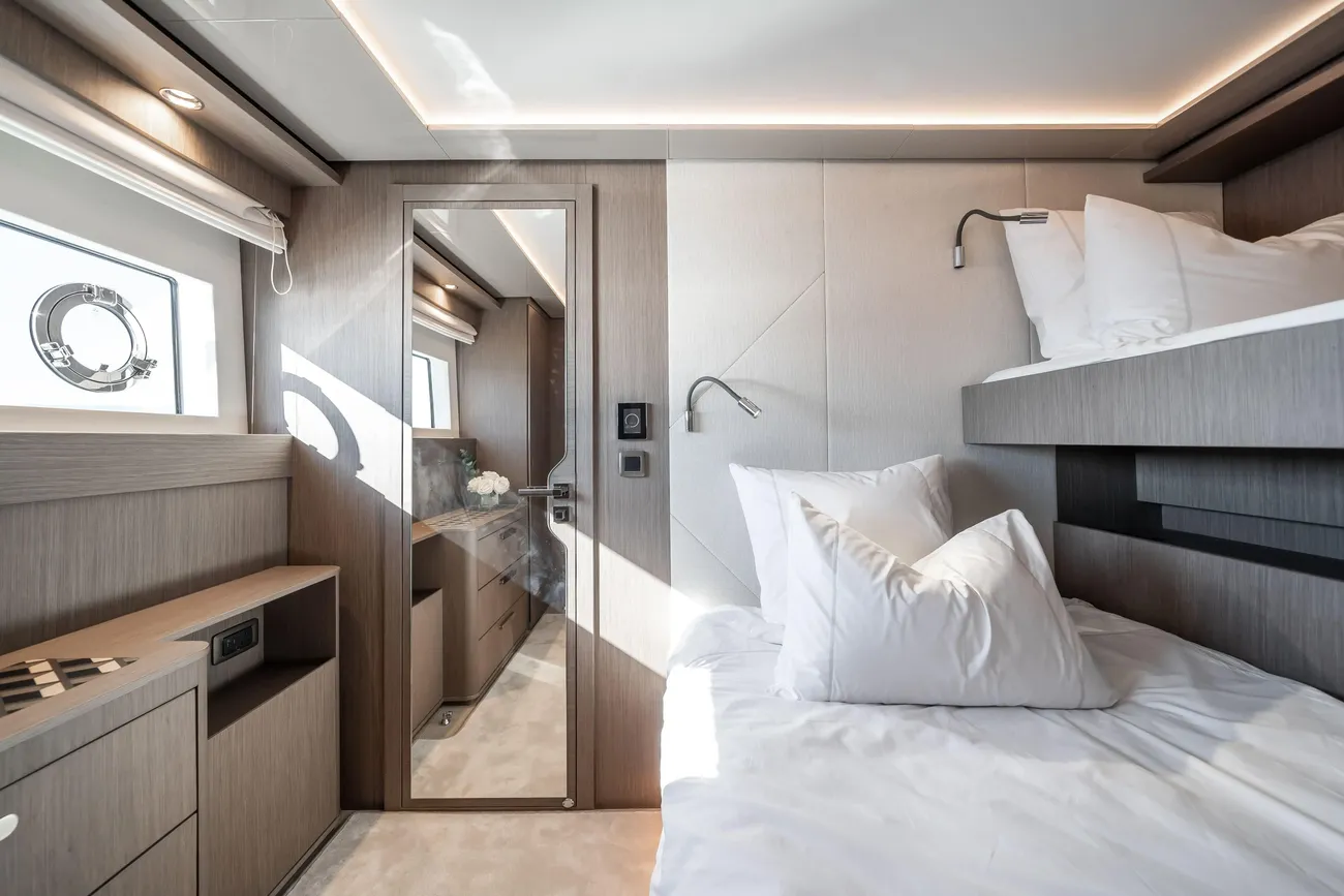 Thumbnail von Prestige M8