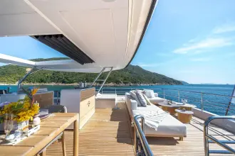 Thumbnail von Prestige M8