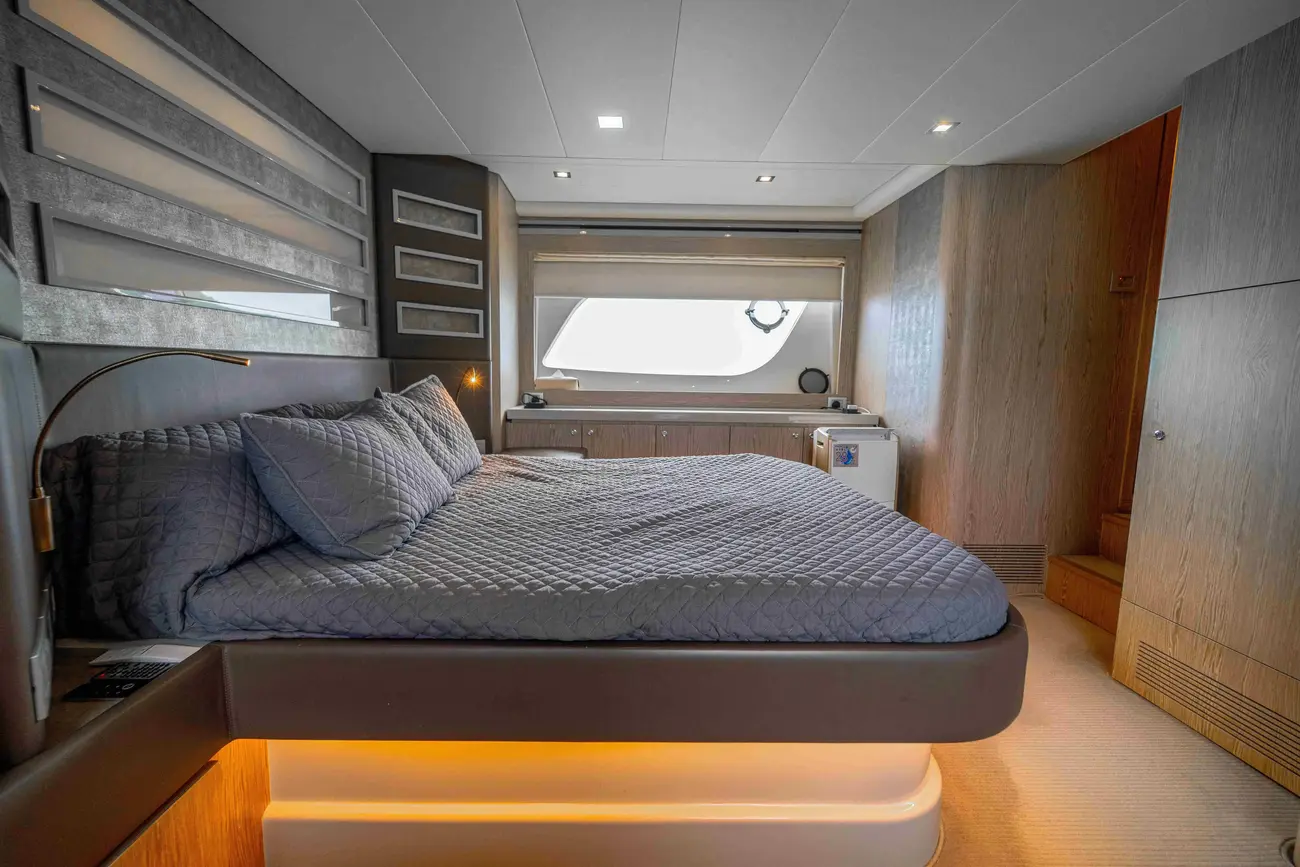 Thumbnail von Ferretti Yachts 650