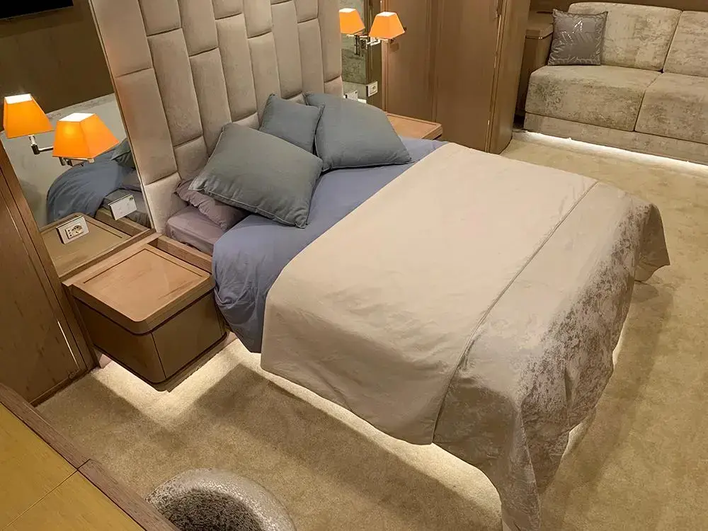 Thumbnail von Cerri Cantieri Navali Flying Sport 102