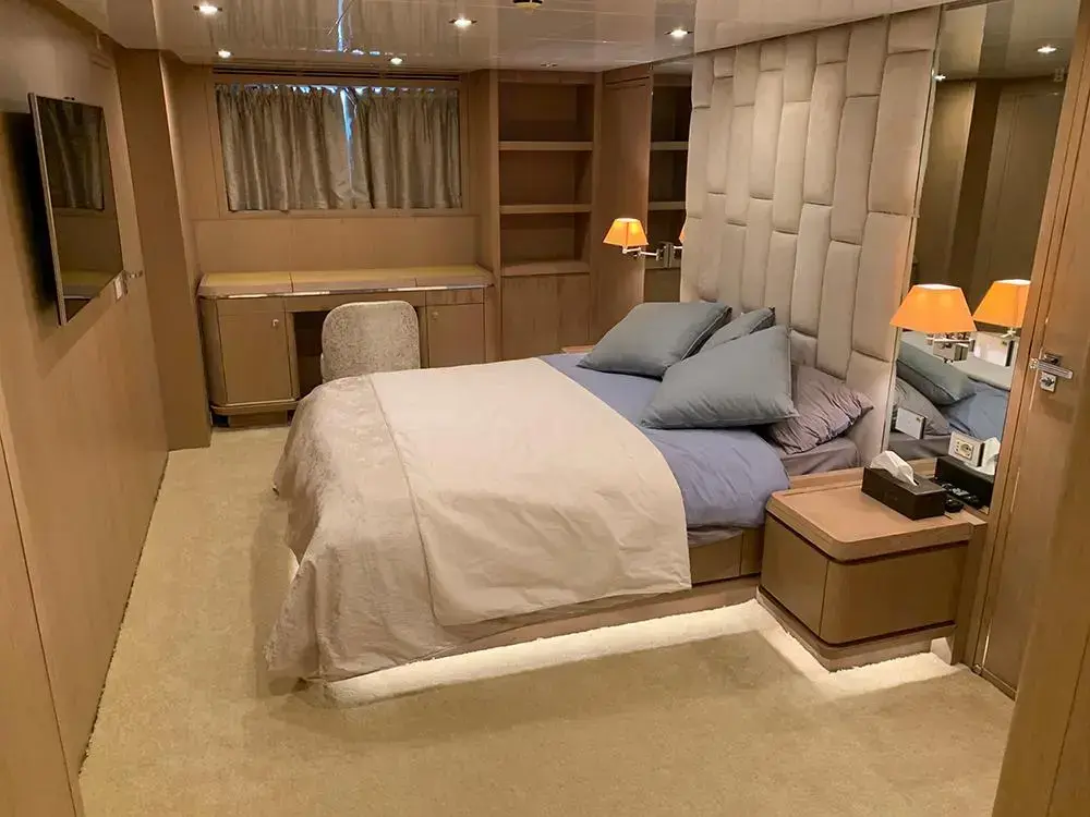 Thumbnail von Cerri Cantieri Navali Flying Sport 102