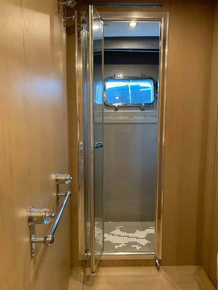 Thumbnail von Cerri Cantieri Navali Flying Sport 102