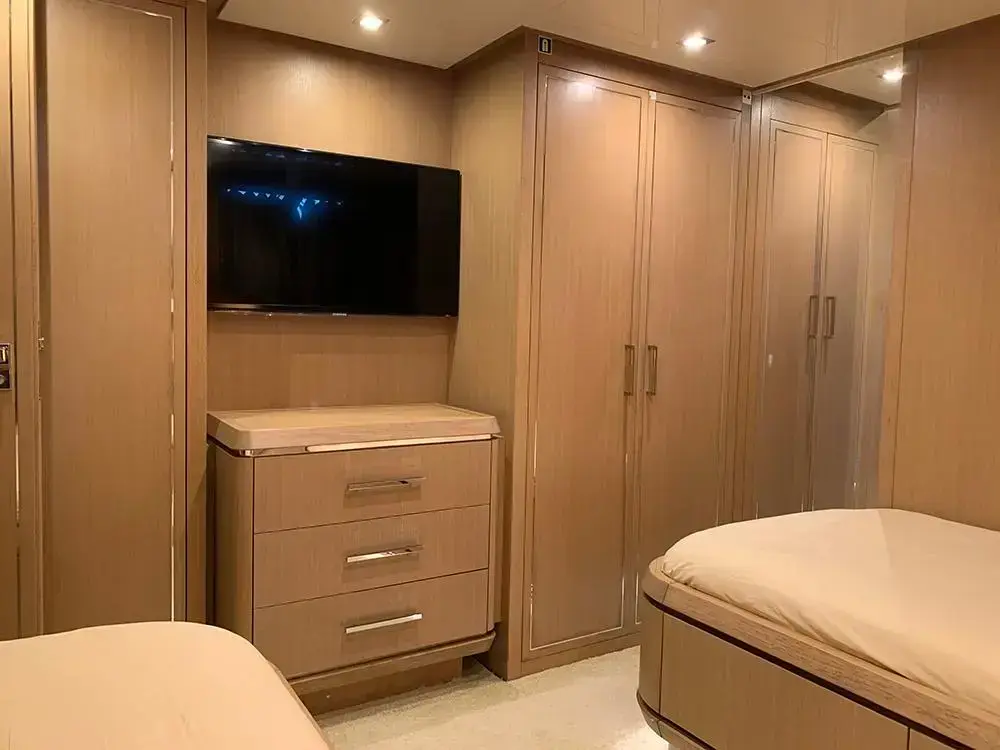 Thumbnail von Cerri Cantieri Navali Flying Sport 102