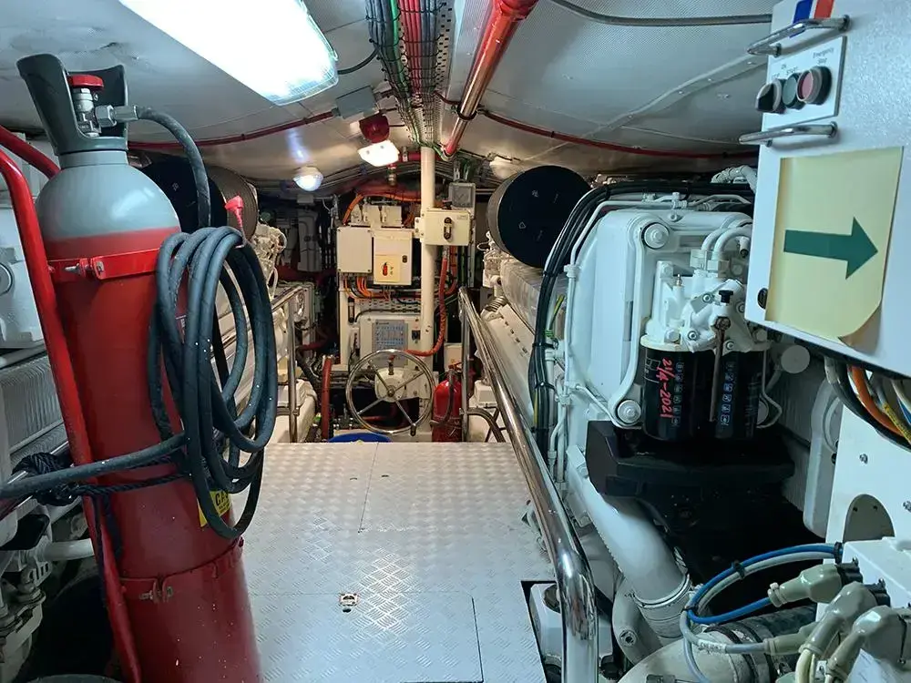 Thumbnail von Cerri Cantieri Navali Flying Sport 102