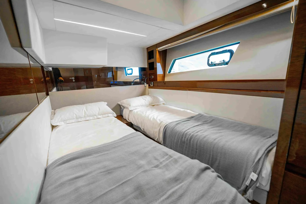 Thumbnail von Prestige 520