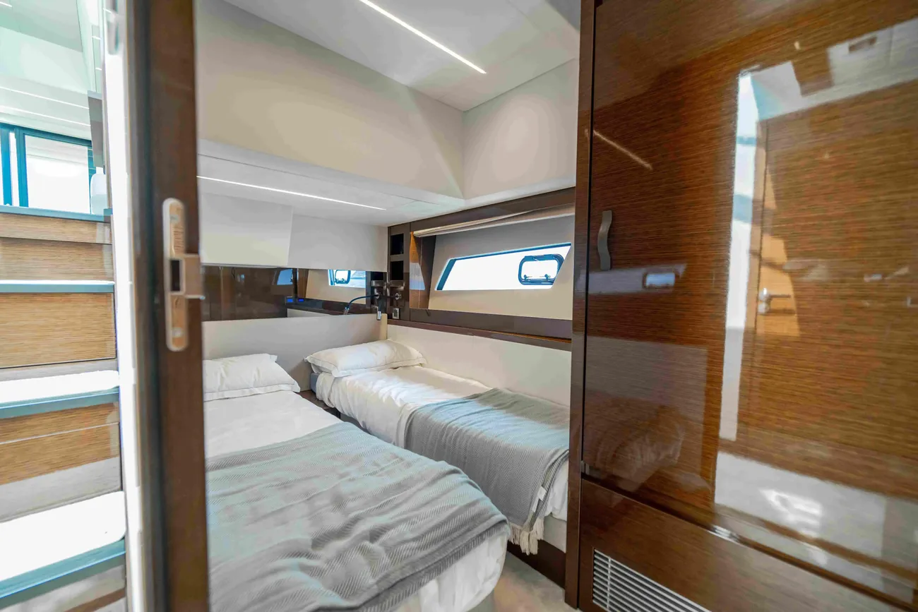 Thumbnail von Prestige 520