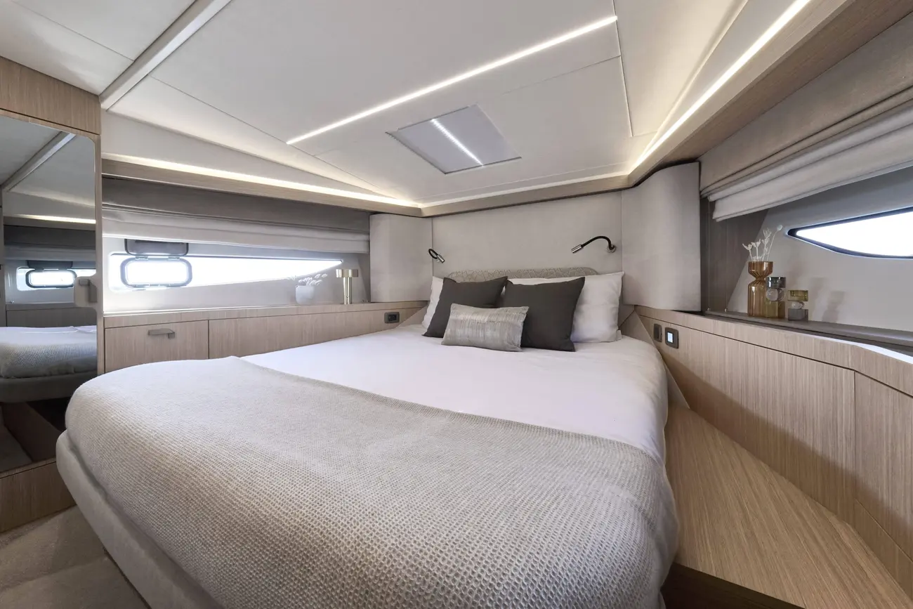 Thumbnail von Prestige F4.3