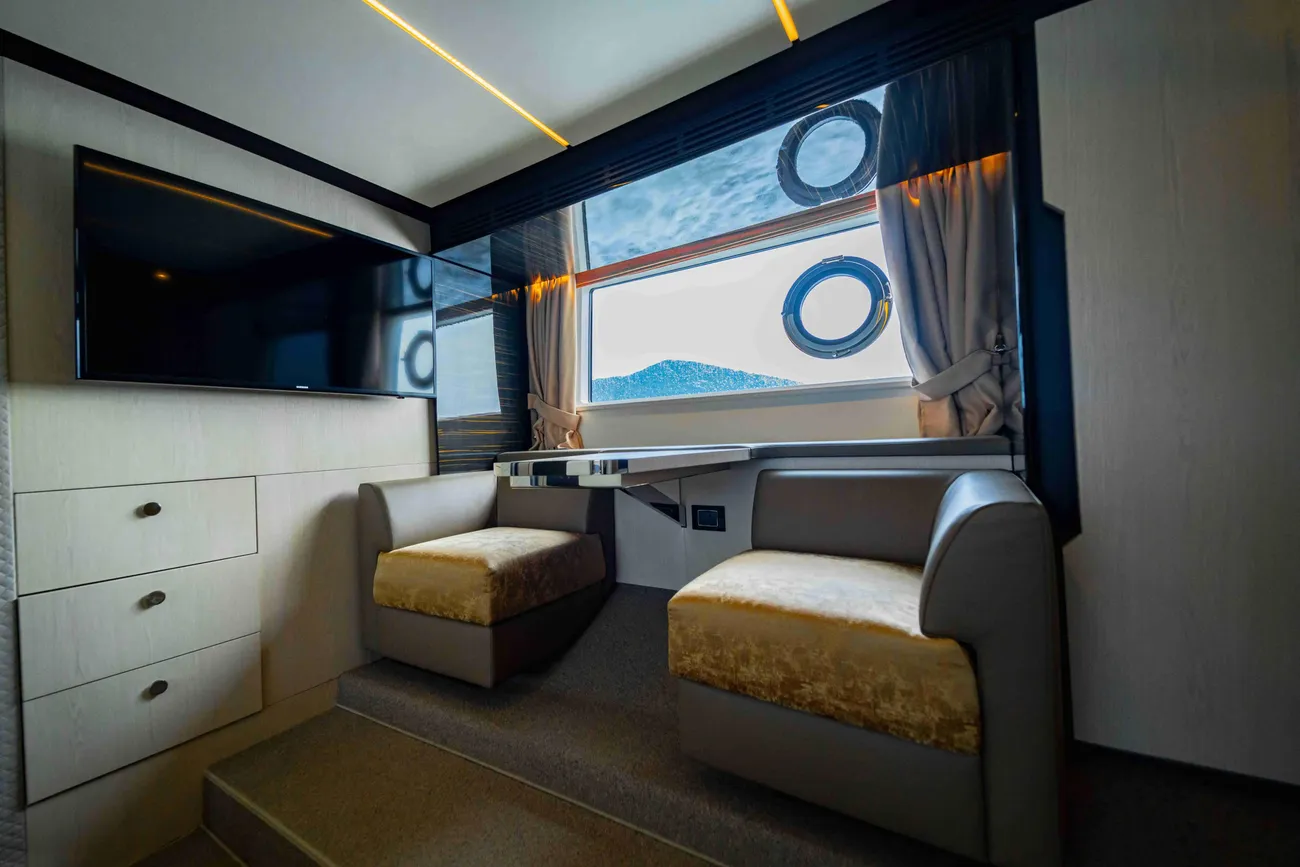 Thumbnail von Azimut 66