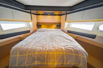 Thumbnail von Azimut 66