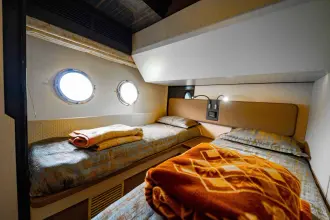 Thumbnail von Azimut 66