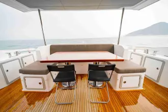 Thumbnail von Azimut 66