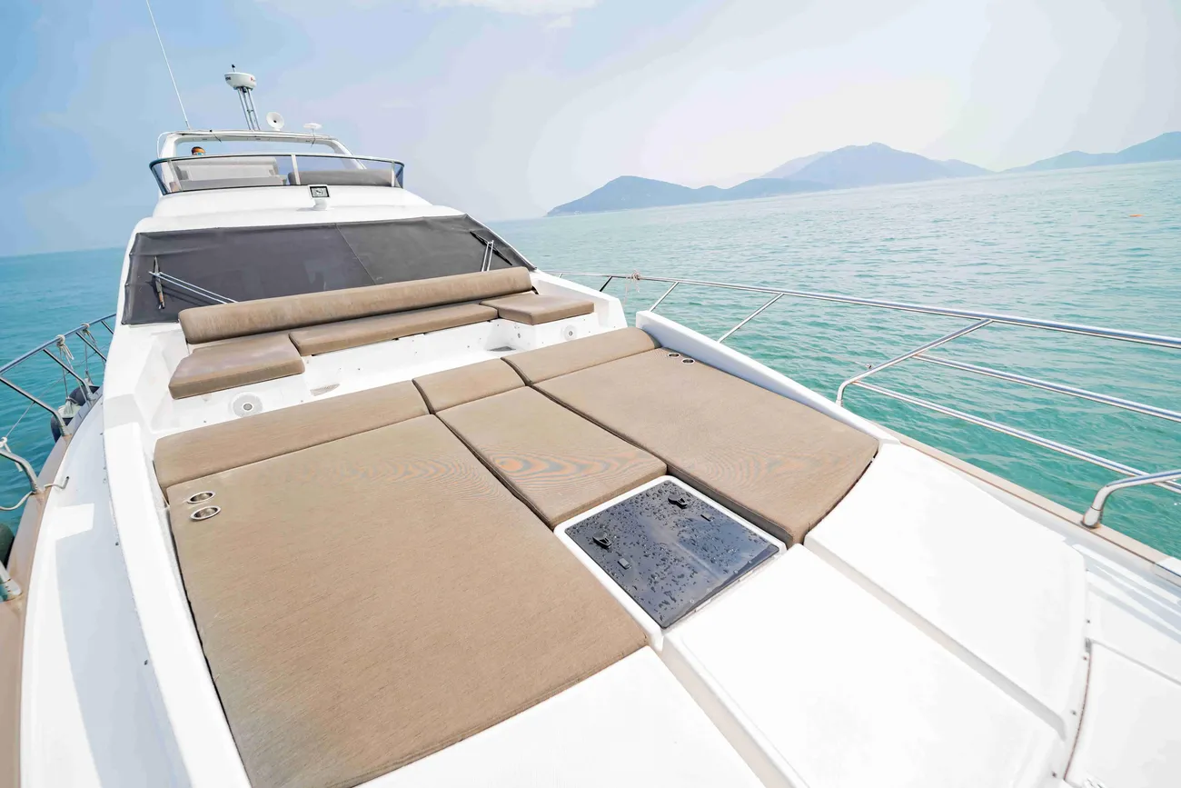 Thumbnail von Azimut 66