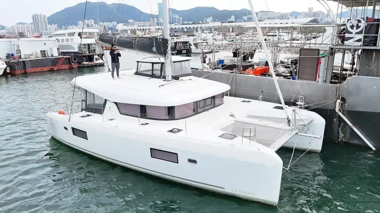 Thumbnail von Lagoon 42