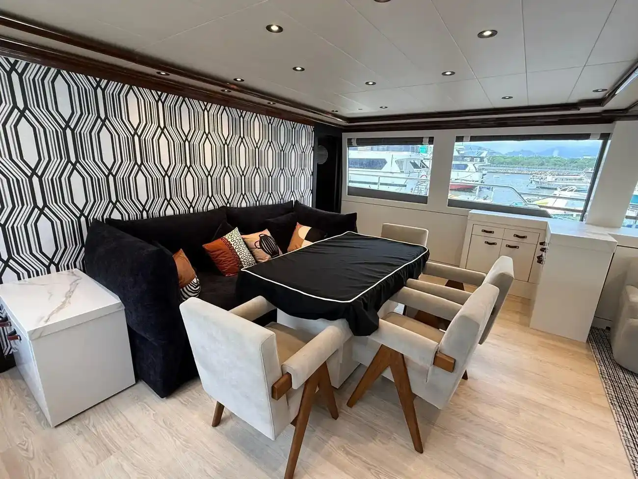 Thumbnail von Guy Couach 3700 Fly