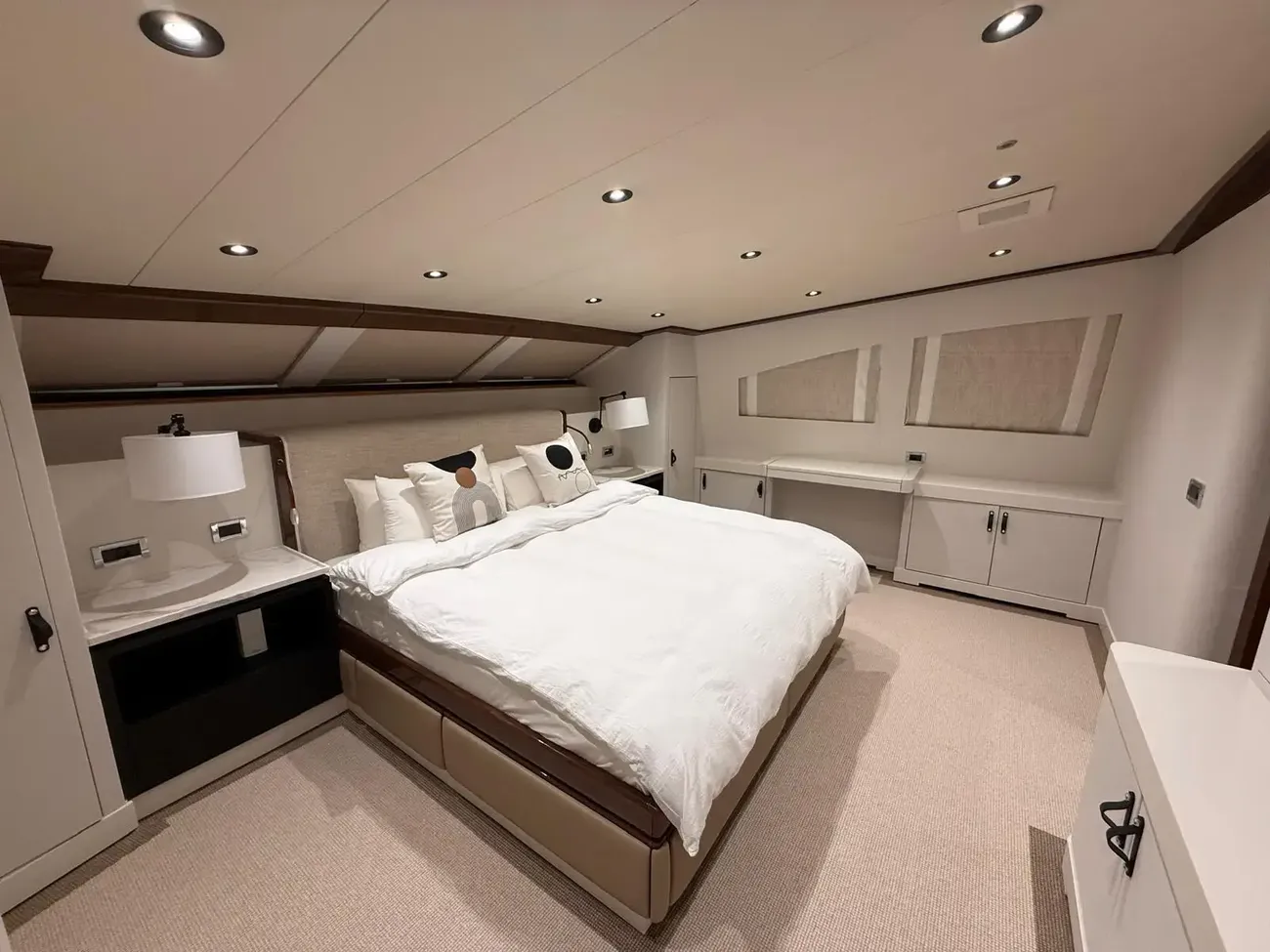 Thumbnail von Guy Couach 3700 Fly