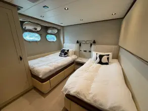 Thumbnail von Guy Couach 3700 Fly